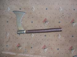 Throwing Axe